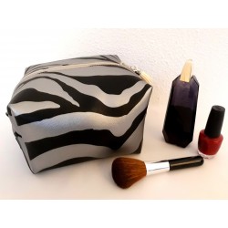 Trousse maquillage cube XXL, simili cuir zèbre argenté