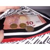 Portefeuille femme simili cuir rouge, coton ethnique noir et blanc - Compartiment billets et monnaie