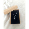 Collier petit ourson zircon doré ou argenté - présenté dans son écrin
