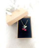 Collier cerise rouge et zircons - présenté dans son écrin
