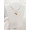 Collier colibri doré et zircon - présenté sur buste beige