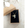 Collier colibri doré et zircon - présenté dans son écrin