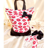 Trousse de toilette femme kiss rouge