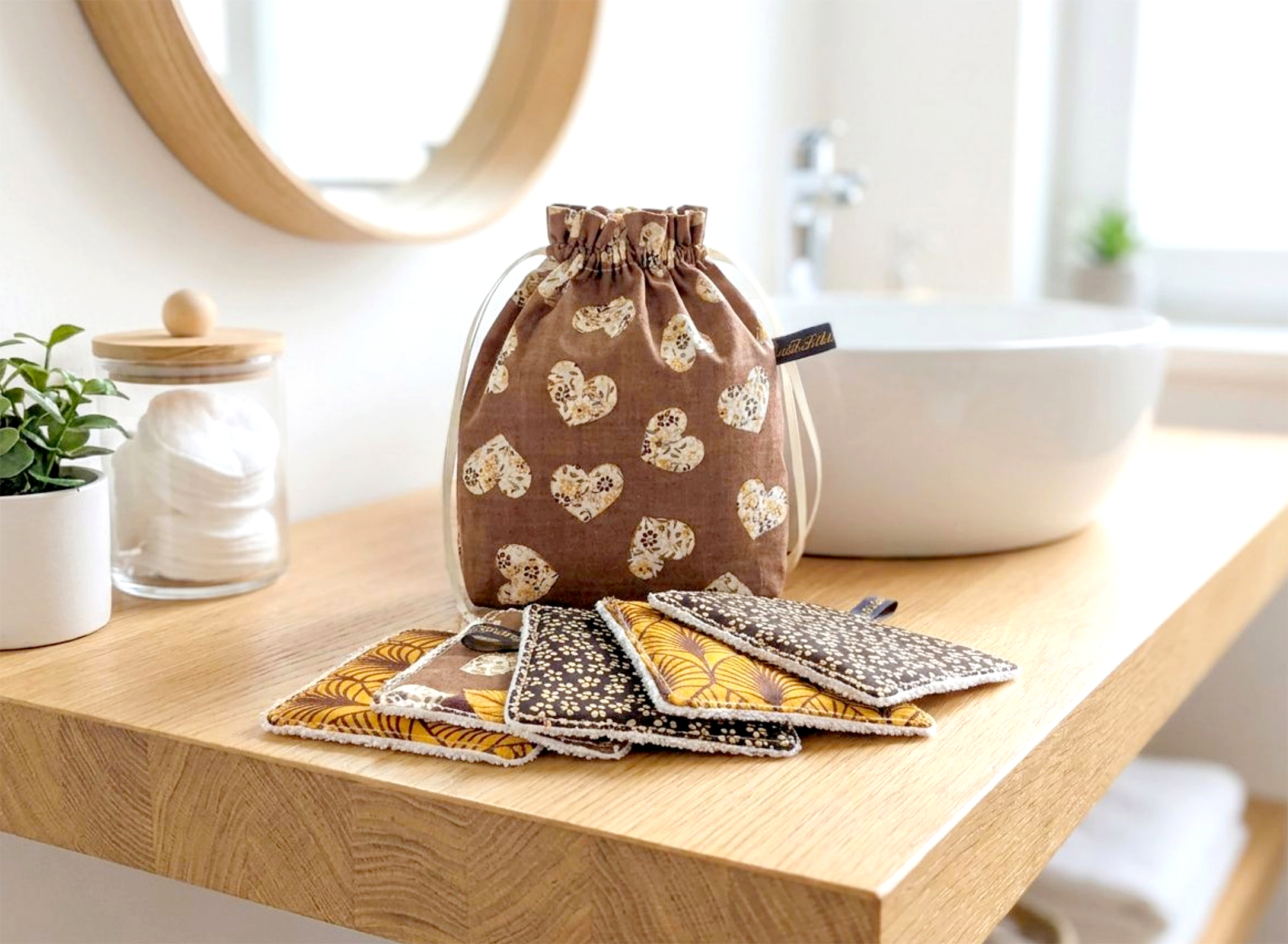 Lingettes d&eacute;maquillantes lavables en fibre de bambou avec pochon assorti aux couleurs de l'automne